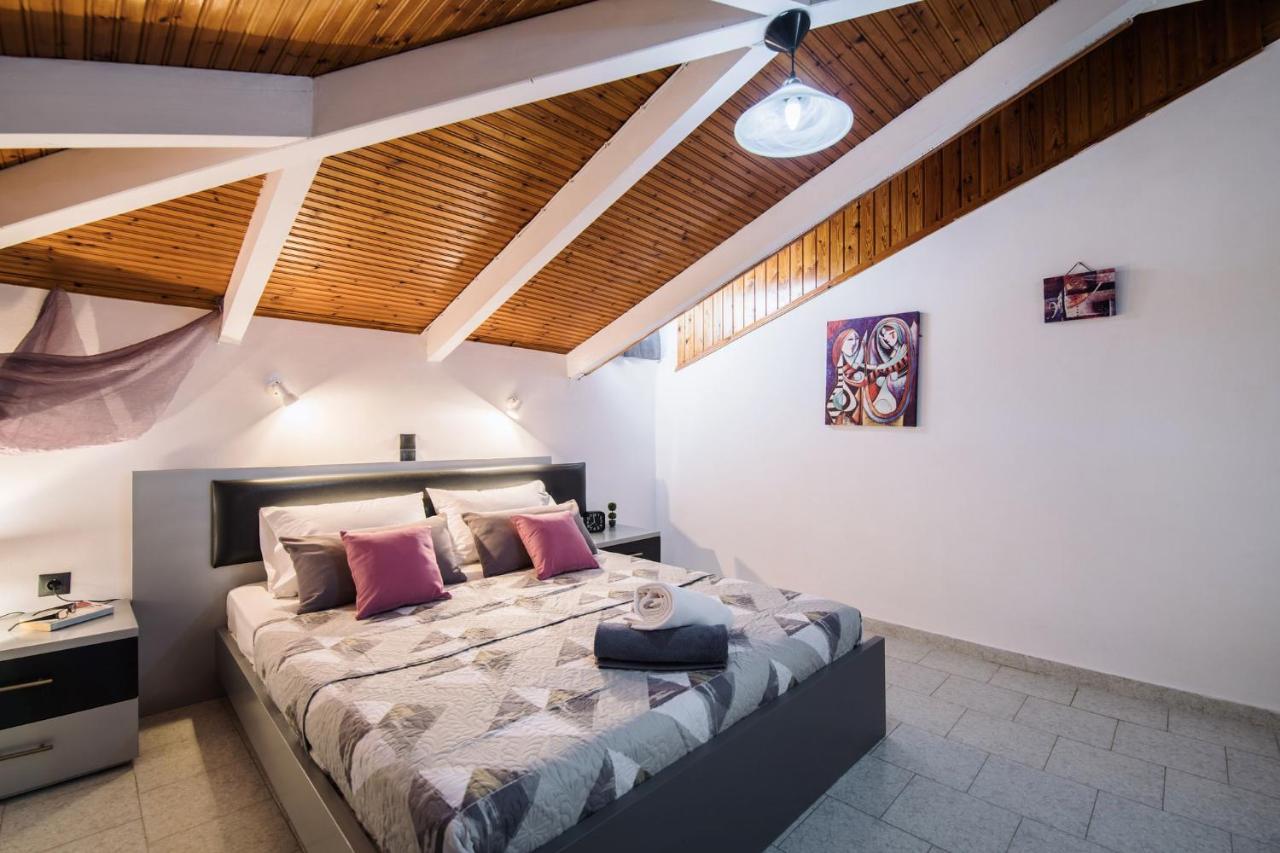 Apartment Corali Sea Breath & Pool Amoudi