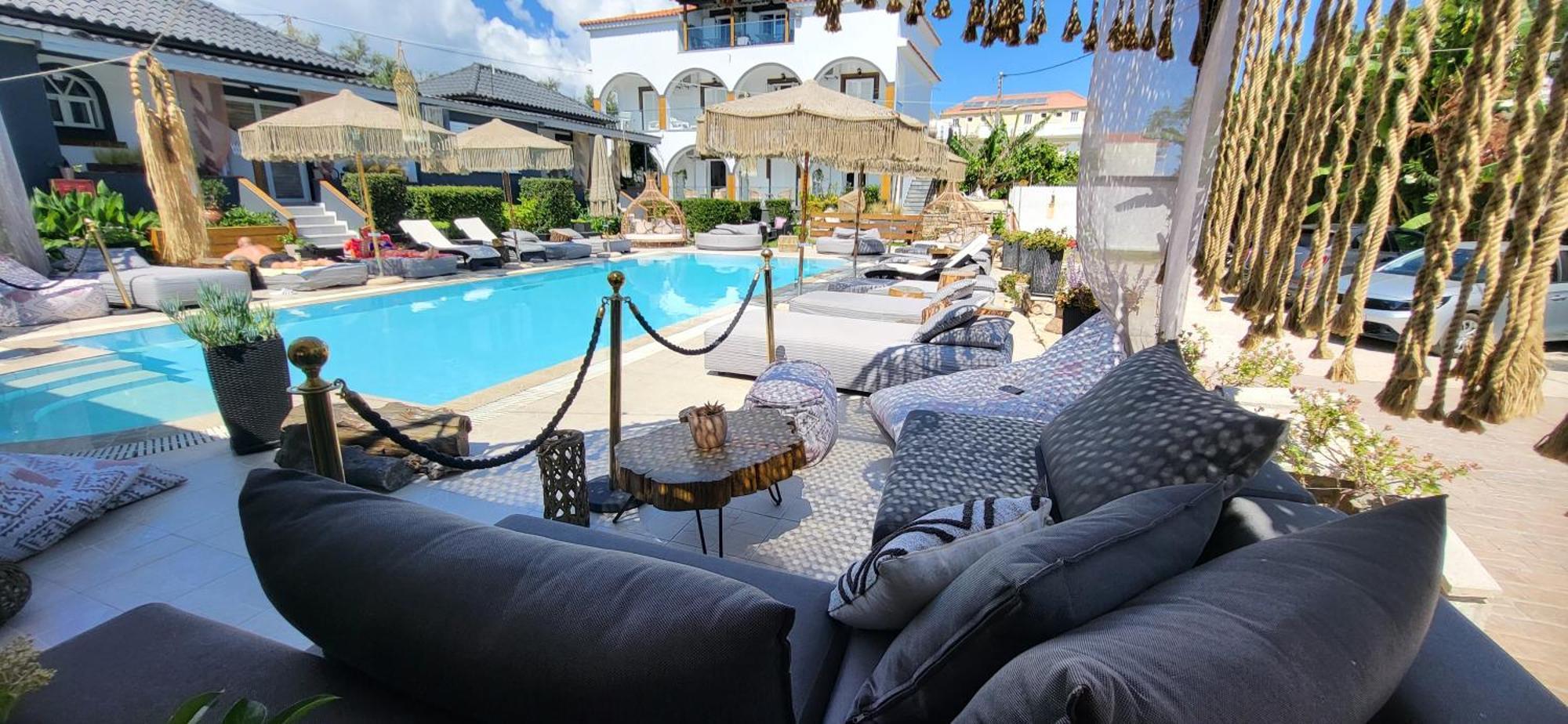 Corali Sea Breath & Pool Apartment